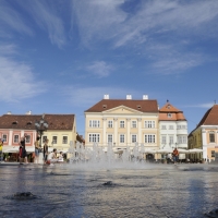 Hungarian Square fountain